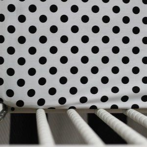 ORGANIC COTTON BLACK POLKA DOTS CRIB SHEET